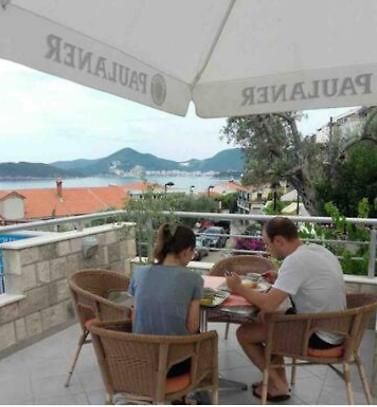 Bmv Room For 2-3 Persons Свети Стефан Екстериор снимка