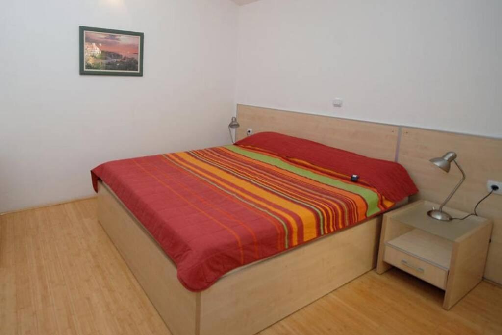 Bmv Room For 2-3 Persons Свети Стефан Екстериор снимка